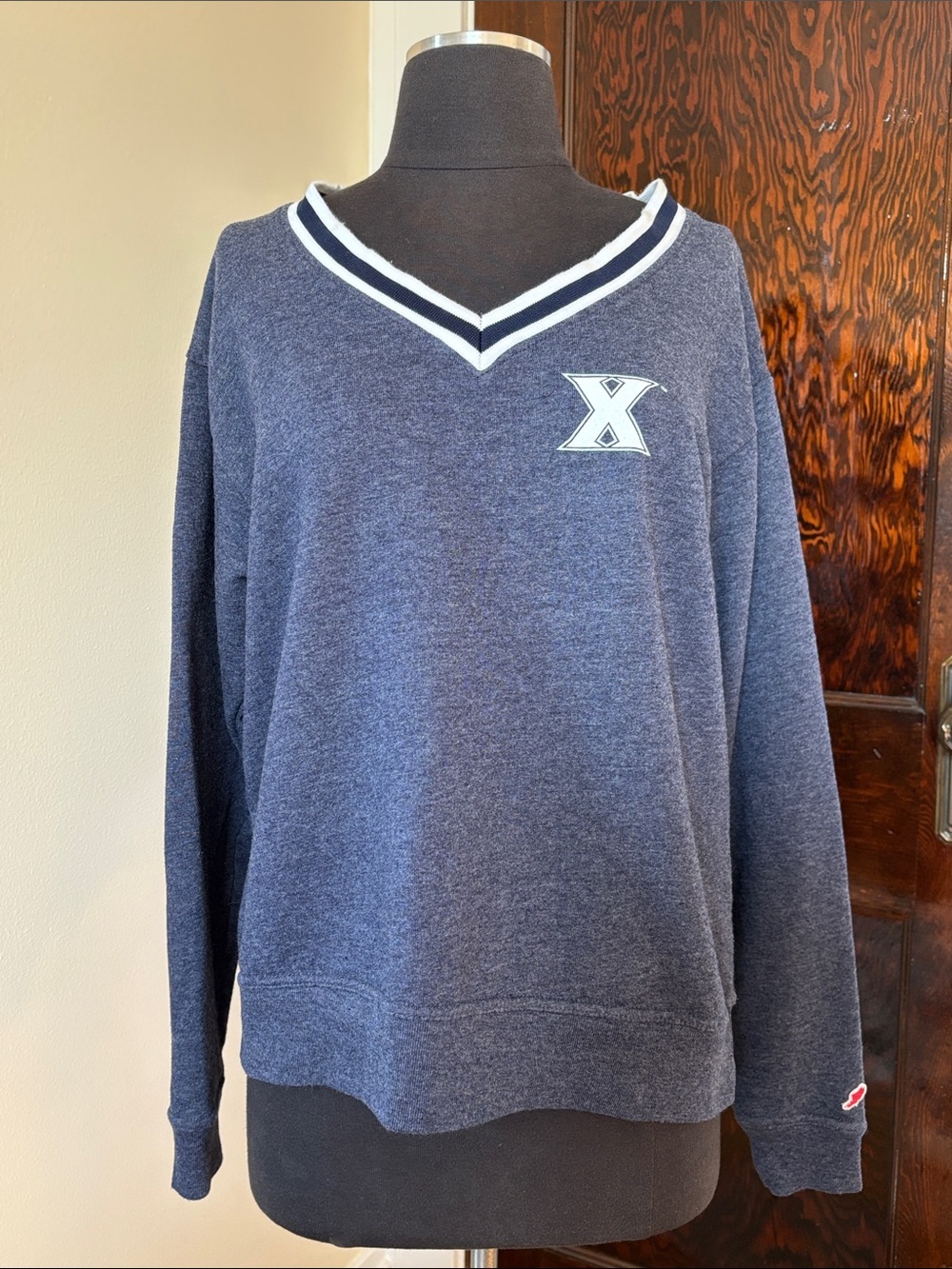 Navy Blue Heathered V-Neck Athletic Pullover Sweater Sporty